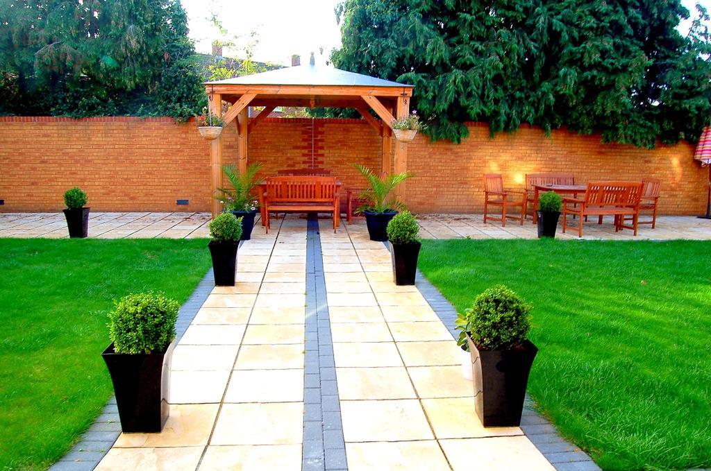 Heathrow Travellers Hub Bed & Breakfast Hounslow Ngoại thất bức ảnh