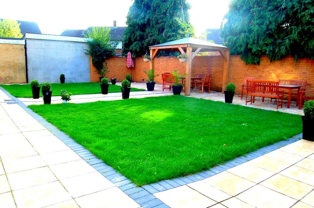 Heathrow Travellers Hub Bed & Breakfast Hounslow Ngoại thất bức ảnh