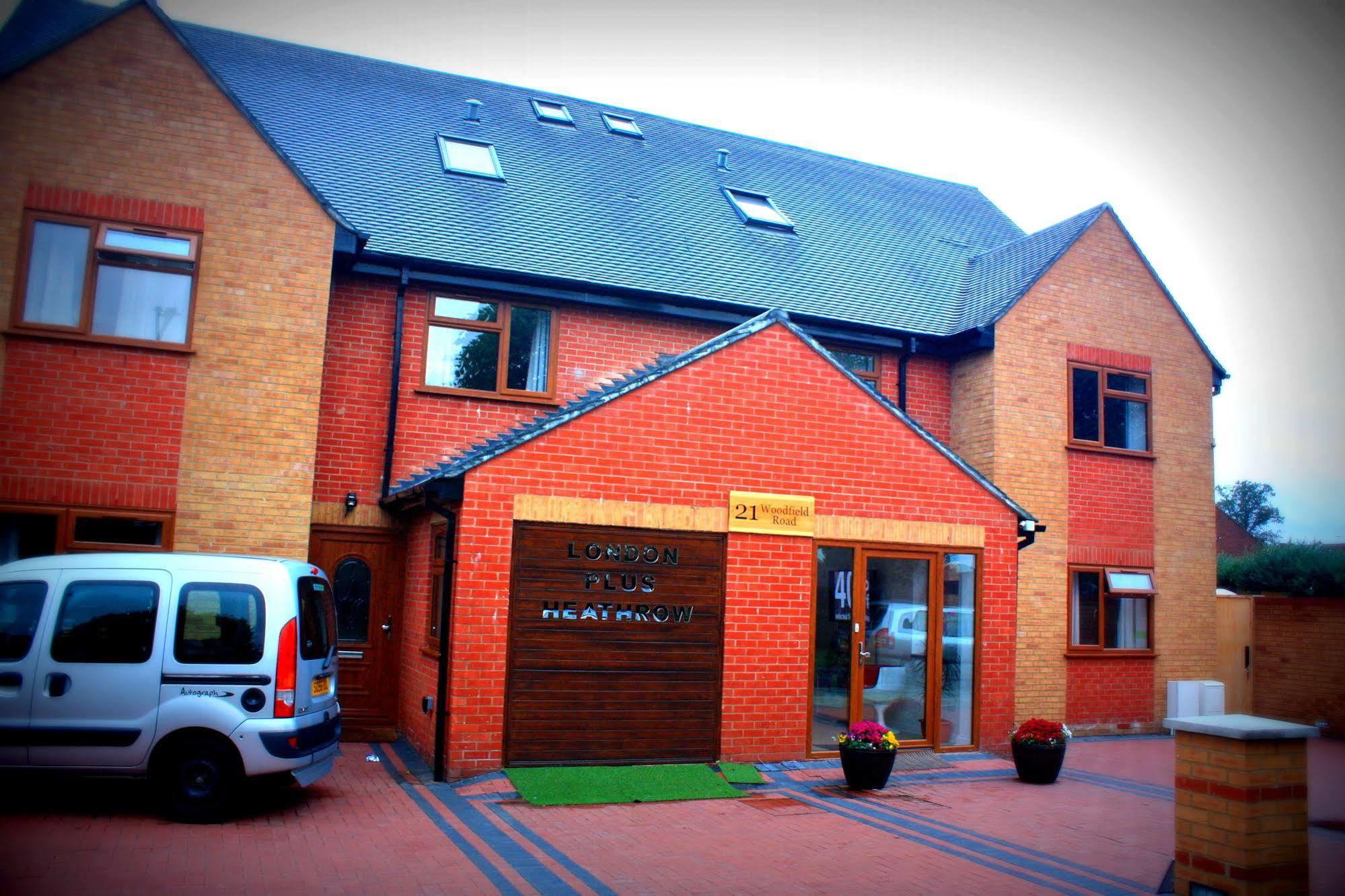 Heathrow Travellers Hub Bed & Breakfast Hounslow Ngoại thất bức ảnh